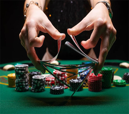 Cẩm Nang Cần Thiết Cho Trò Chơi Poker Texas Hold'em: Chiến Thuật Sắc Đẹp